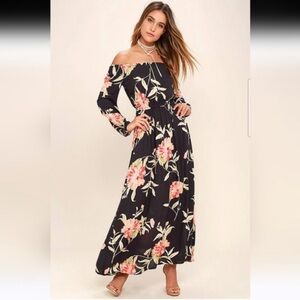 Billabong maxi dress can be worn on or off shoulders